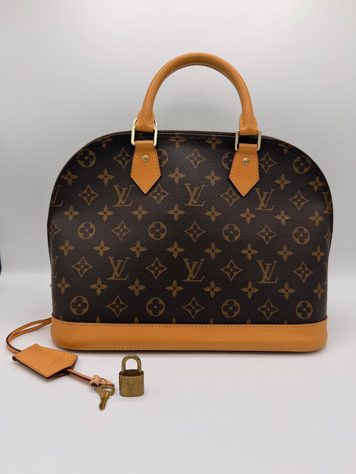 Louis Vuitton Monogram Alma PM | 2015