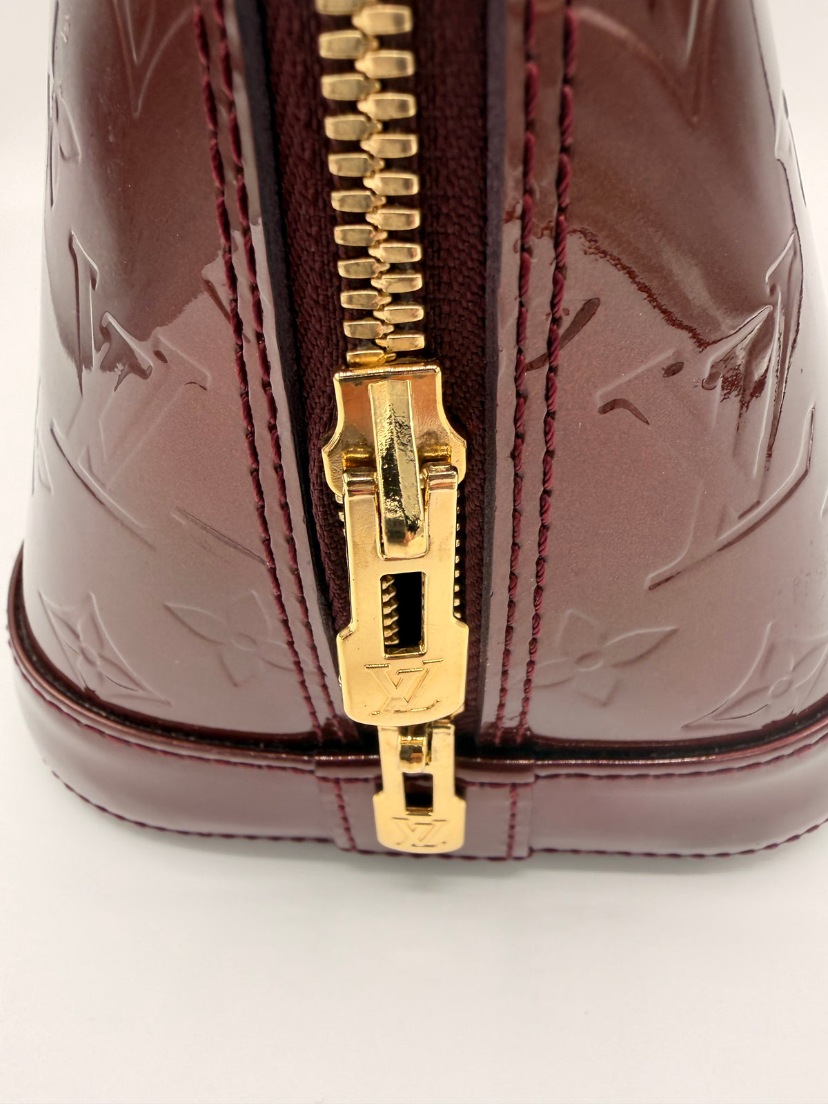 Louis Vuitton Monogram Vernis Alma [PM] in Amarante | Authenticated