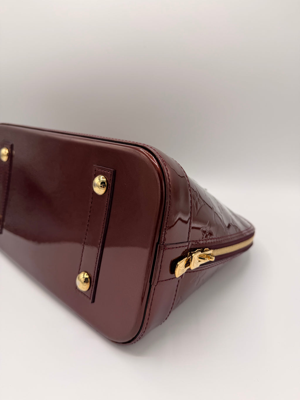 Louis Vuitton Monogram Vernis Alma [PM] in Amarante | Authenticated
