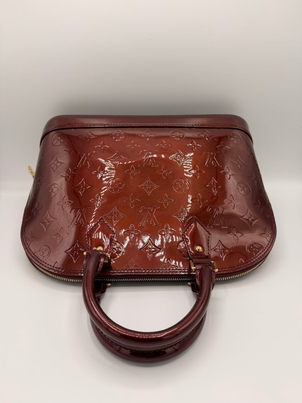 Louis Vuitton Monogram Vernis Alma [PM] in Amarante | Authenticated