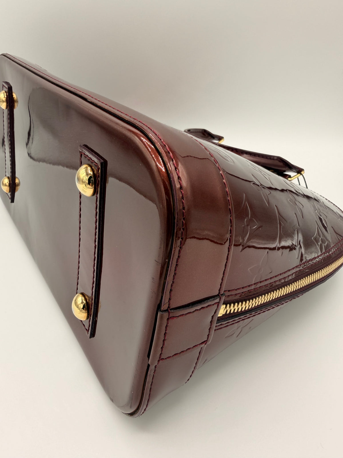 Louis Vuitton Monogram Vernis Alma [PM] in Amarante | Authenticated