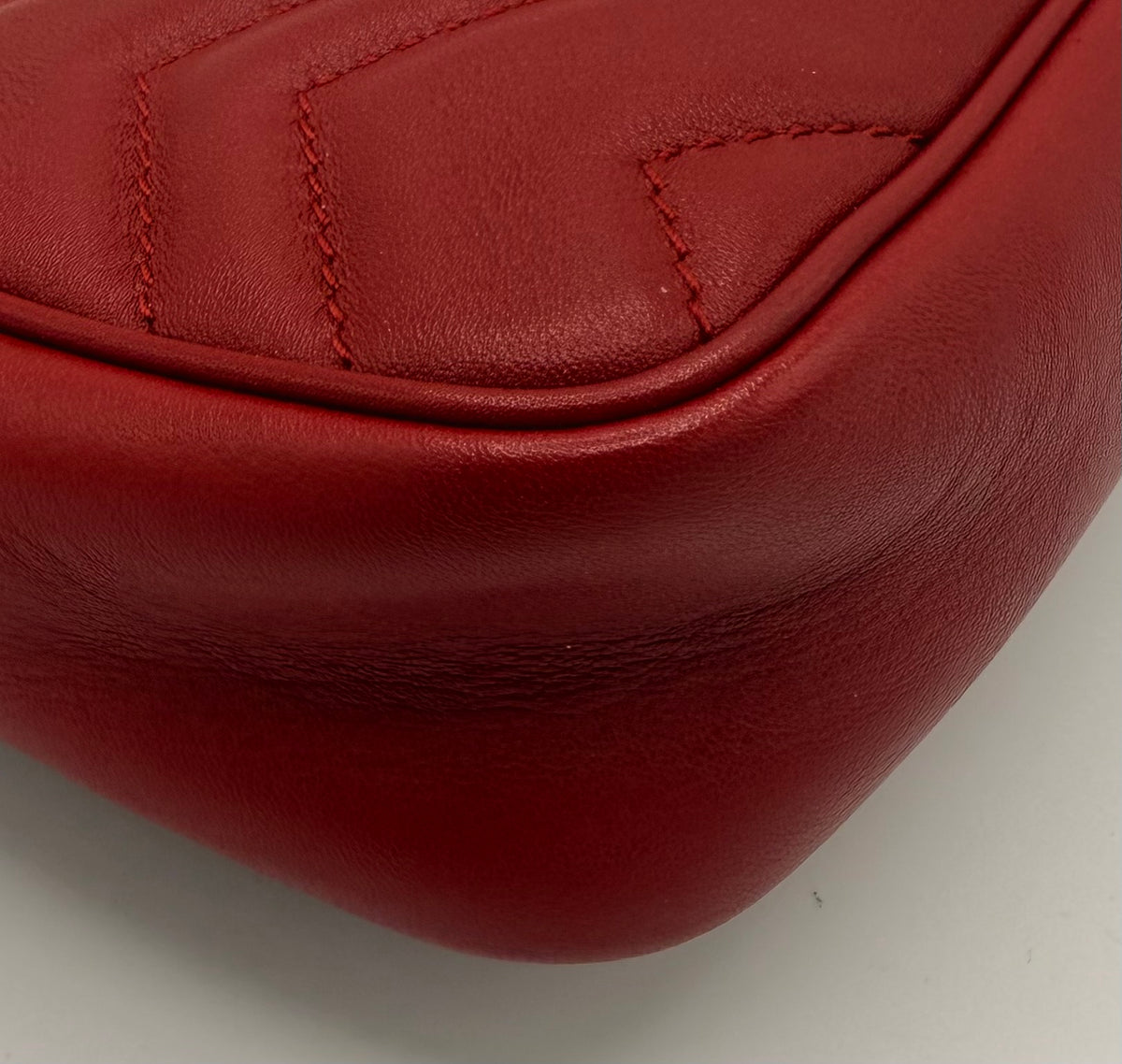 Gucci GG Marmont Super Mini Matelassé Leather Bag – Red