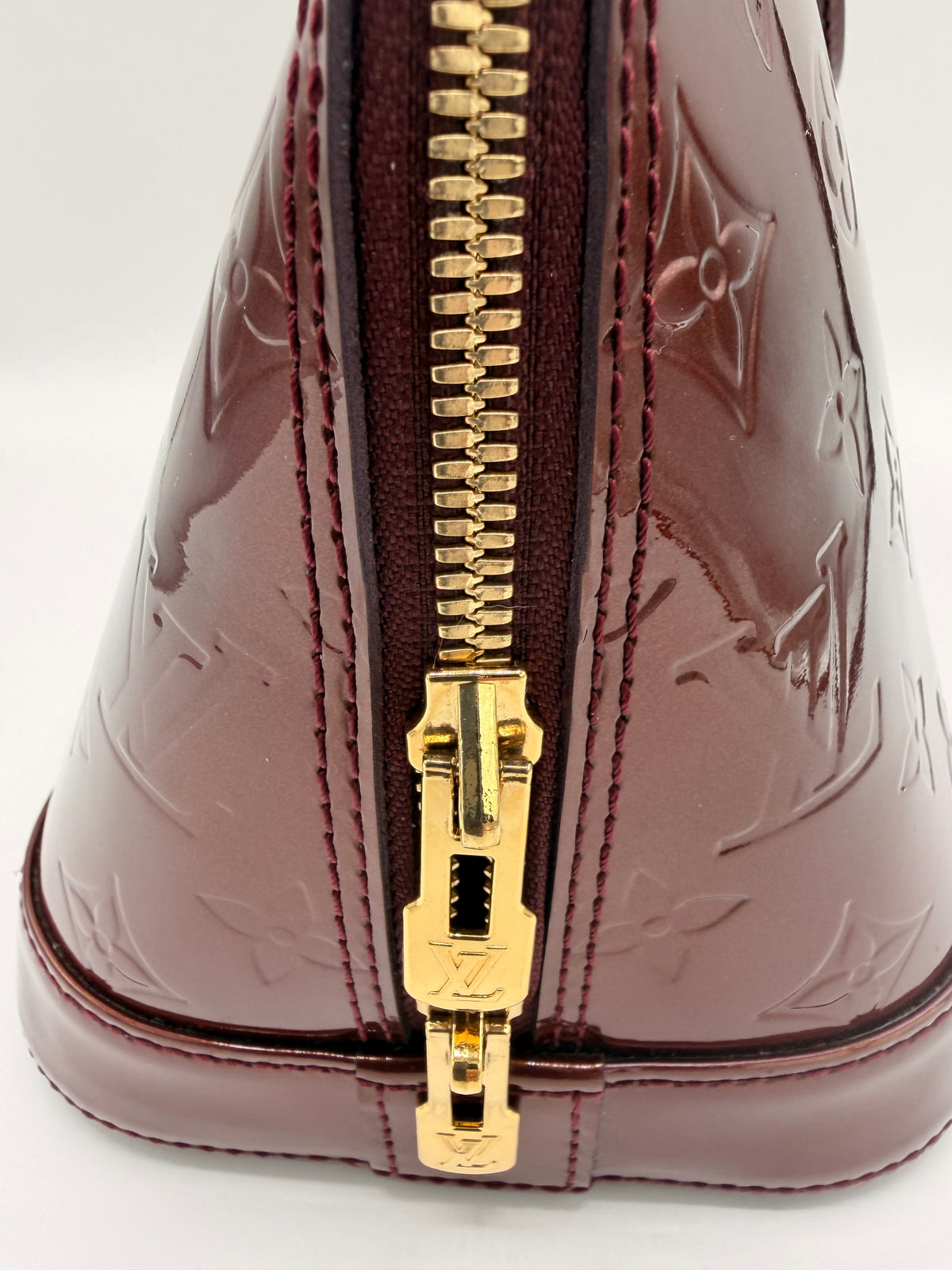 Louis Vuitton Monogram Vernis Alma [PM] in Amarante | Authenticated