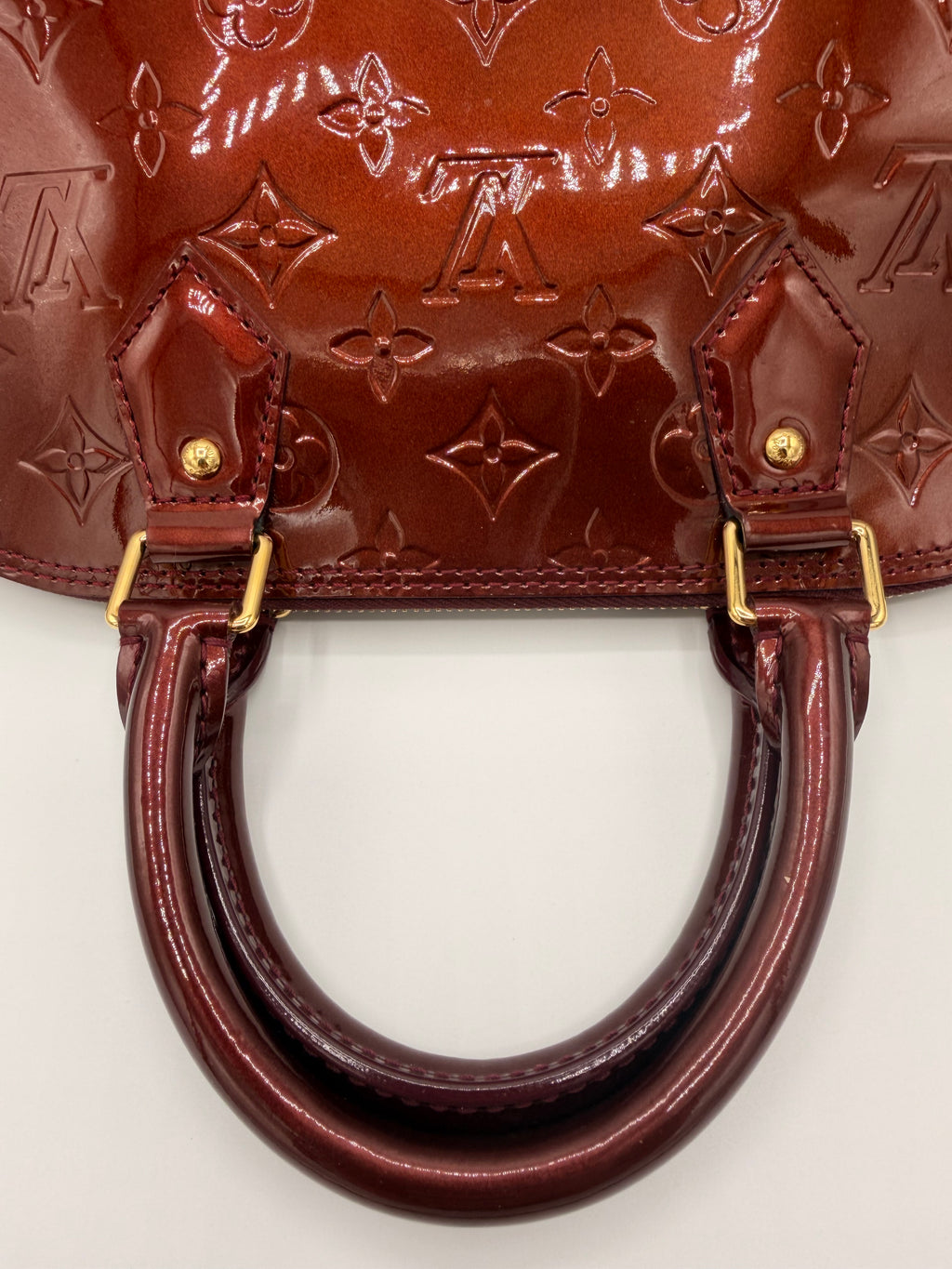 Louis Vuitton Monogram Vernis Alma [PM] in Amarante | Authenticated