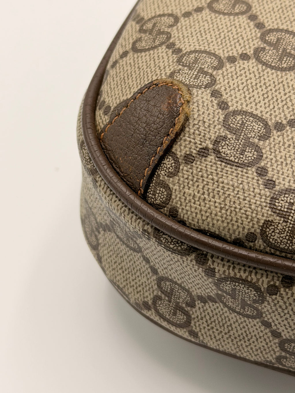 Vintage Gucci GG Supreme Sherry Line / Web Stripe Small Crossbody Bag [89.02.066]